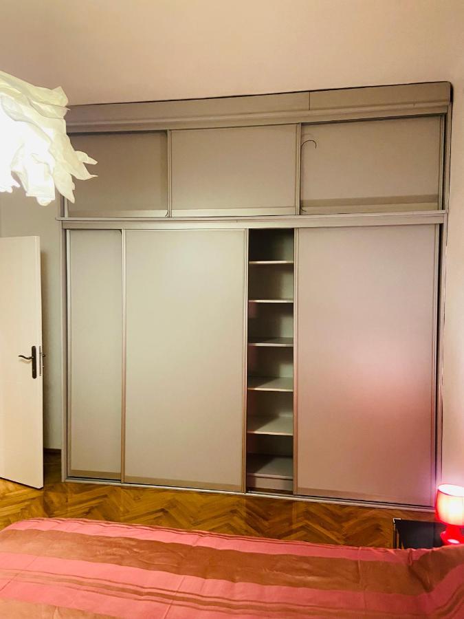 Ferienwohnung Right In The Heart Of Podgorica! Exterior foto